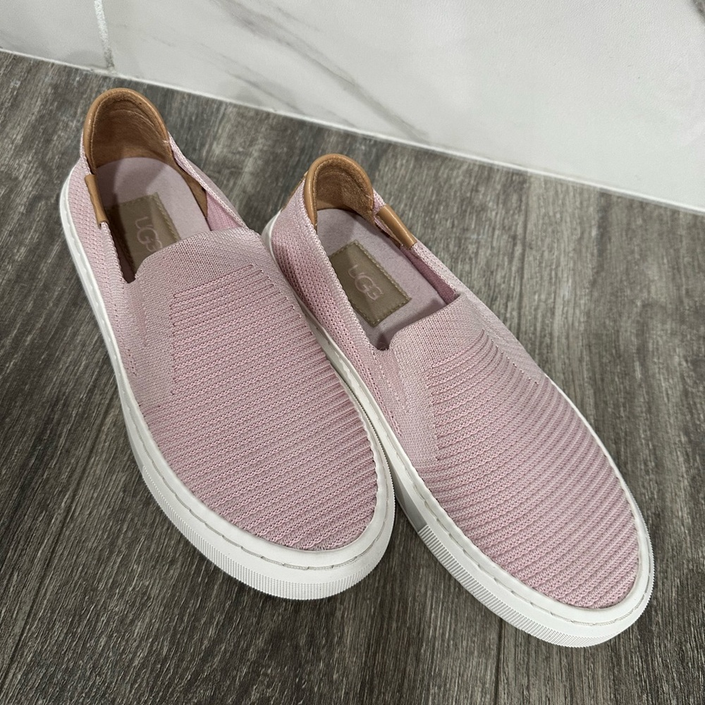 UGG Soft Pink Knit Slippers - Picture 5 of 14